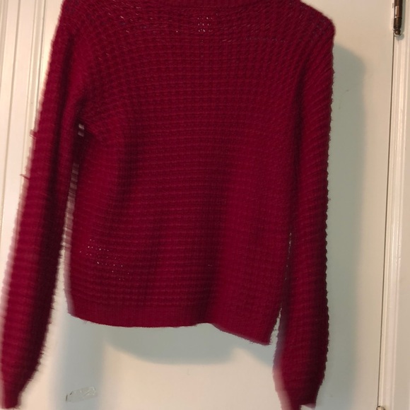 Top - Picture 2 of 2